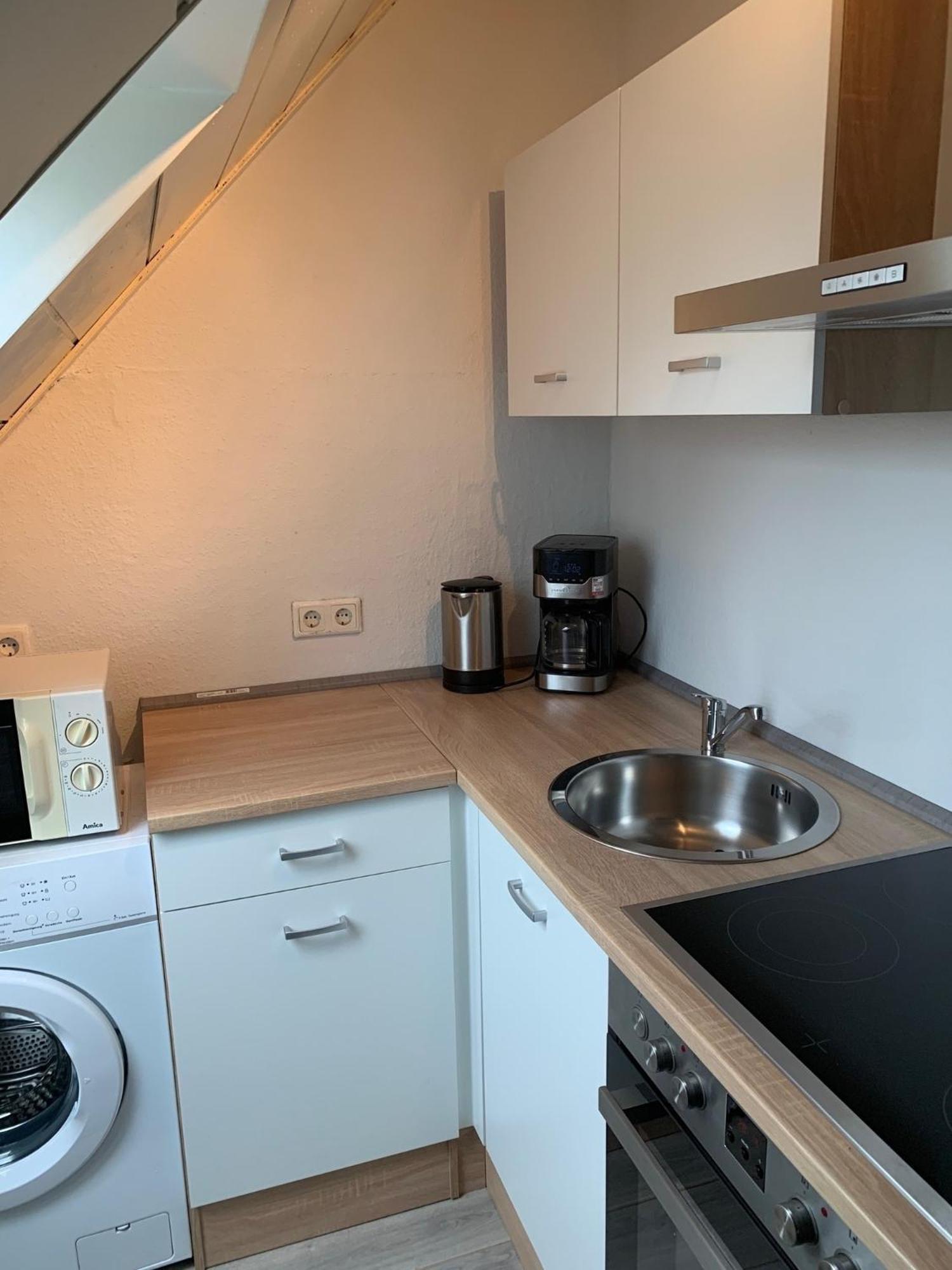 Appartamento Studio 49 Mit Balkon, Einbau Kueche , Eigenes Bad ,2 Boxspringbetten, W-Lan, Tv , Waschmaschine Oberhausen  Esterno foto